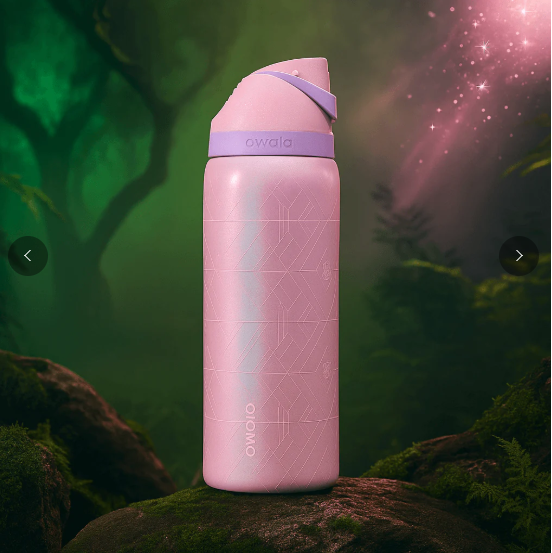Wicked x FreeSip 32oz Signature Bottle